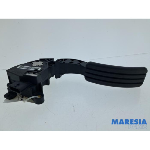 Renault - Megane - Gaspedaal