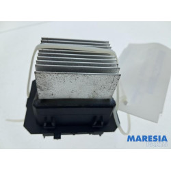 Renault - Megane - Heater resistor