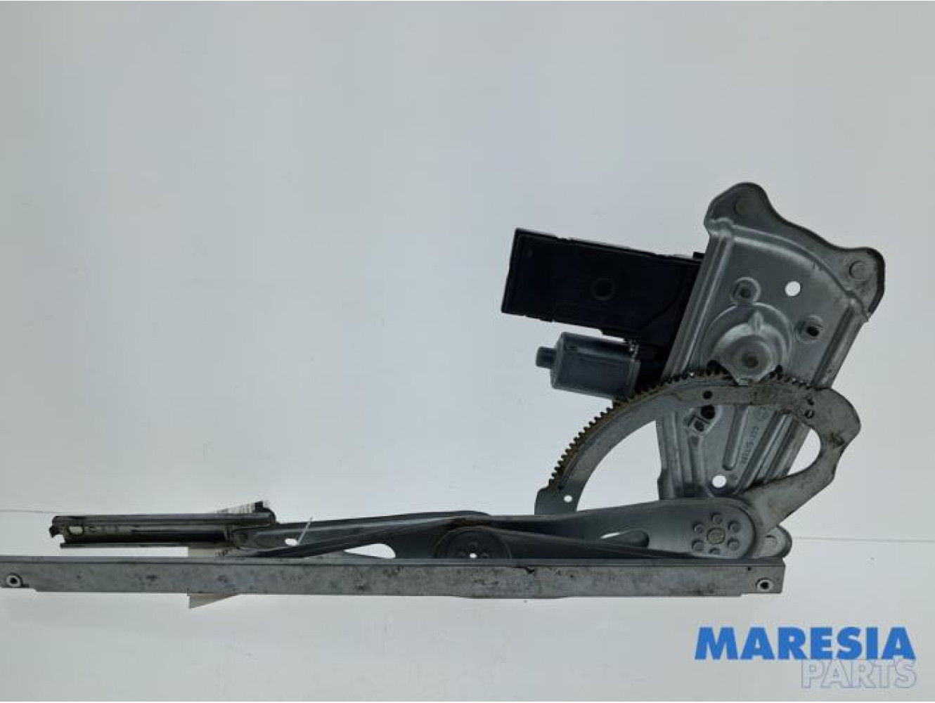 Renault - Megane - Fenstermechanik 4-türig links vorne