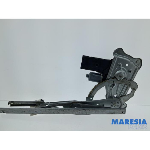 Renault - Megane - Fenstermechanik 4-türig links vorne