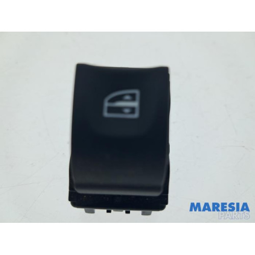 Renault - Megane - Elektrisches Fenster Schalter