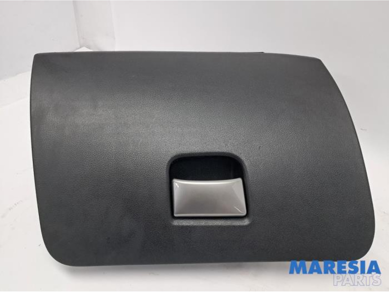 Alfa Romeo - Mito - Glovebox