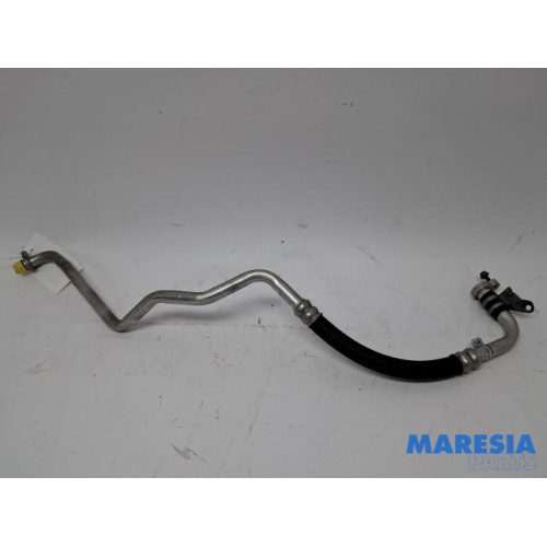 Renault - Megane - Airco Leiding