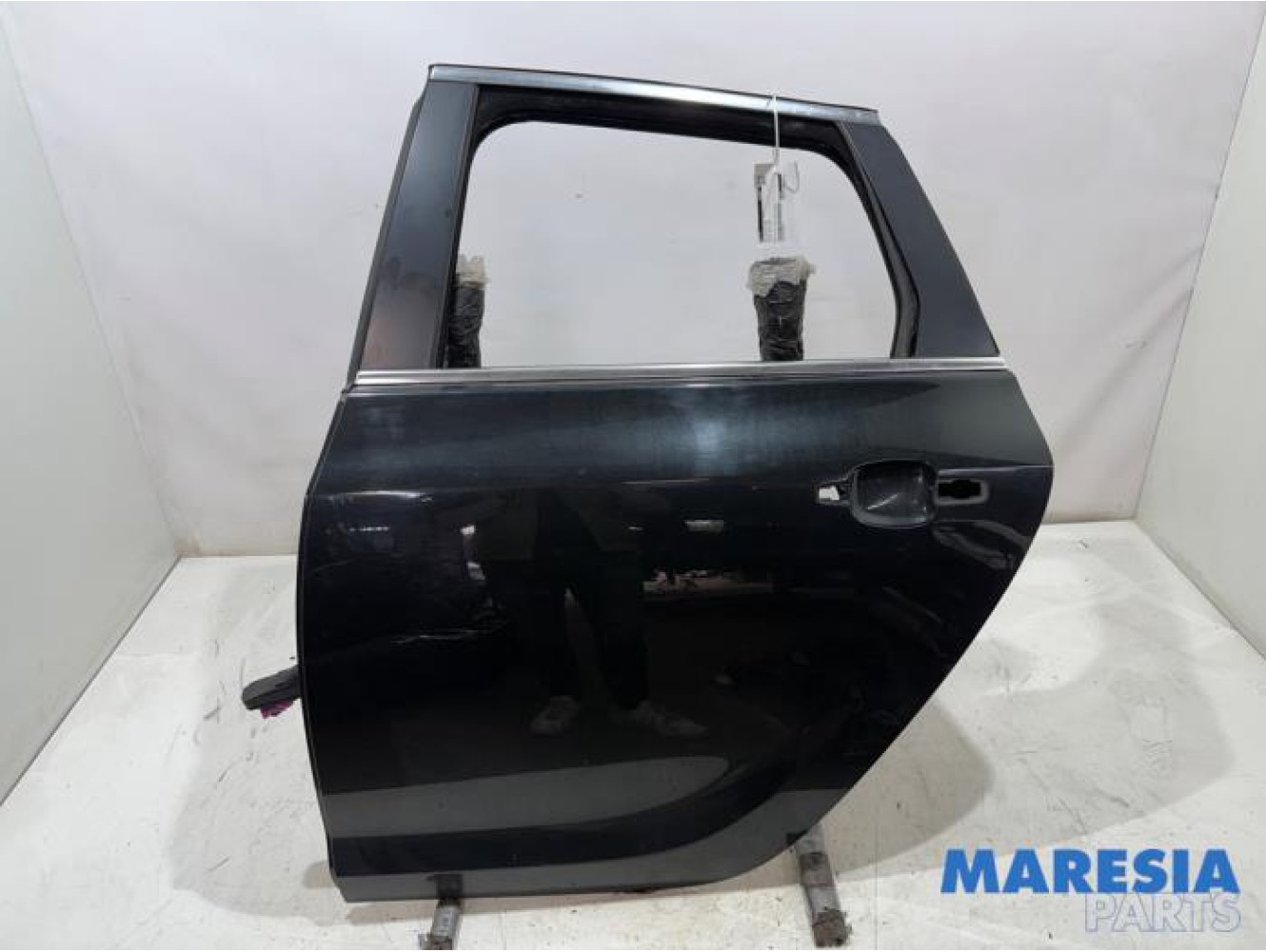 Opel - Astra - Rear door 4-door, left