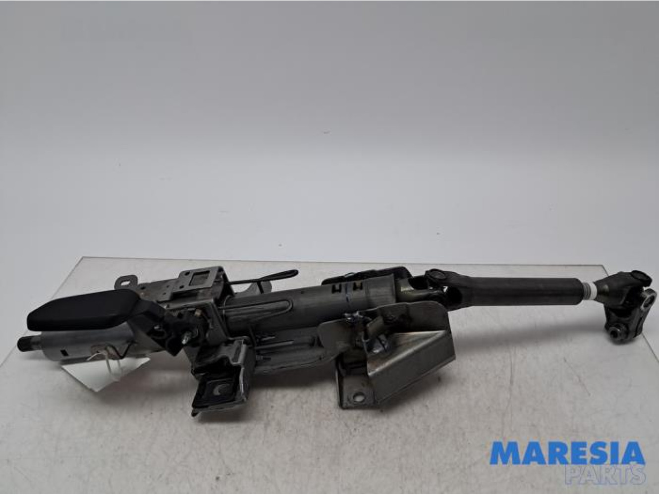 Renault - Talisman - Steering column housing