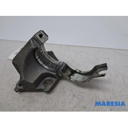 Renault - Talisman - Engine mount