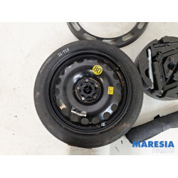 Opel - Astra - Krikset + reservewiel