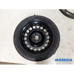 Opel - Astra - Krikset + reservewiel