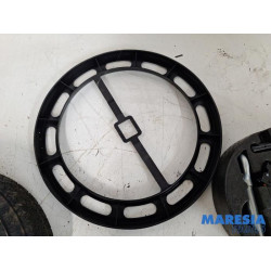 Opel - Astra - Krikset + reservewiel