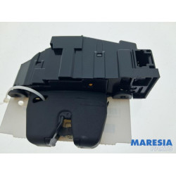 Peugeot - 508 - Tailgate lock mechanism