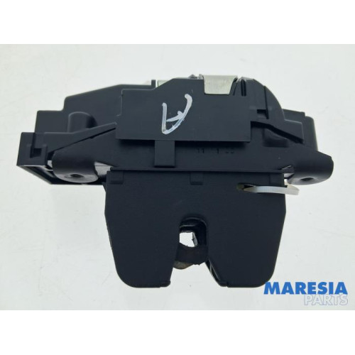 Peugeot - 508 - Tailgate lock mechanism