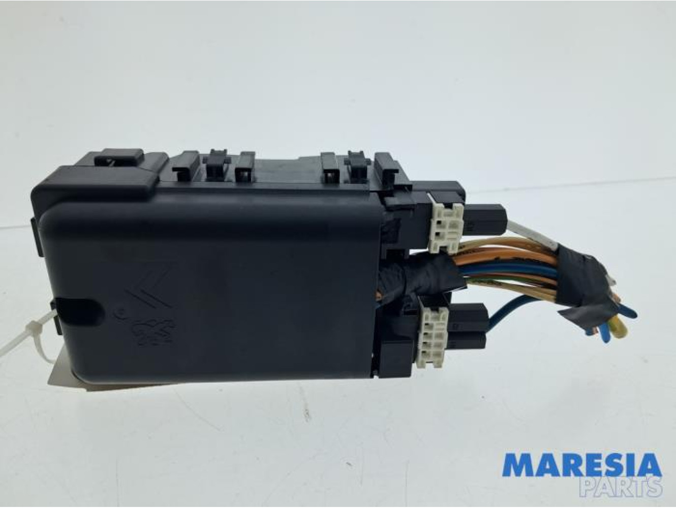 Peugeot - 508 - Fuse box
