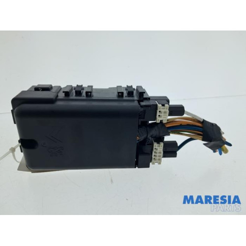 Peugeot - 508 - Fuse box