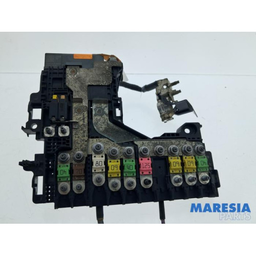 Peugeot - 508 - Fuse box