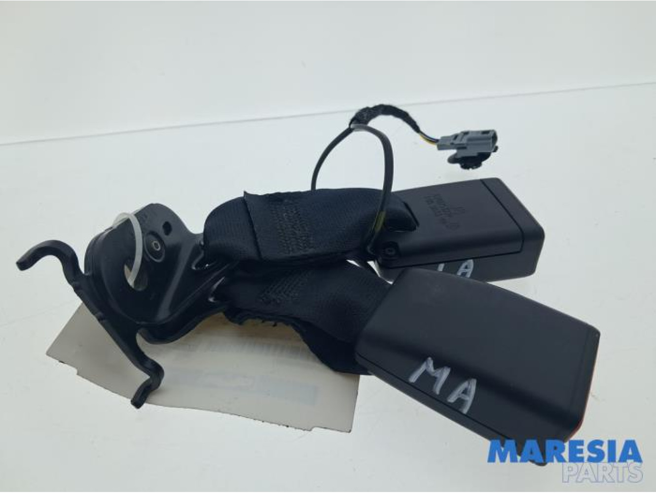 Renault - Talisman - Rear seatbelt buckle, left