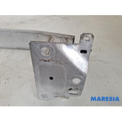 Renault - Captur - Front bumper frame