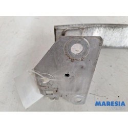 Renault - Captur - Front bumper frame