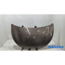 Renault - Captur - Motorhaube