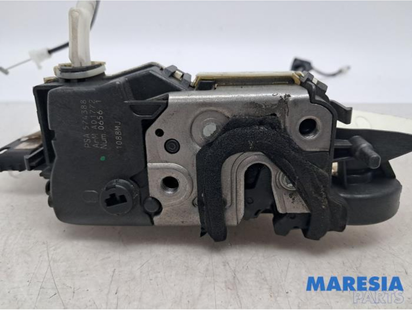 Citroen - C5 - Door lock mechanism 4-door, front left