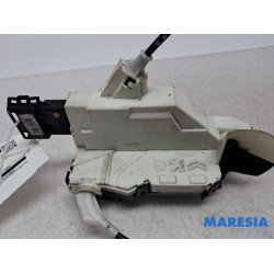 Citroen - C5 - Door lock mechanism 4-door, front left