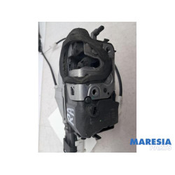 Citroen - C5 - Rear door mechanism 4-door, right