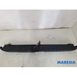 Opel - Vivaro - Achterbumper
