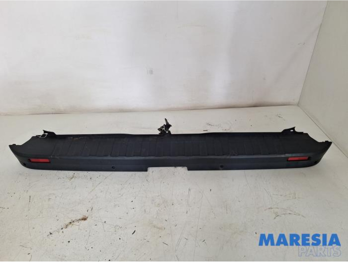 Opel - Vivaro - Achterbumper