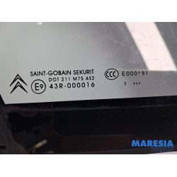 Citroen - C5 - Vitre triangulaire avant droite