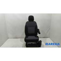 Opel - Vivaro - Seat, right