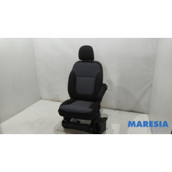 Opel - Vivaro - Seat, right