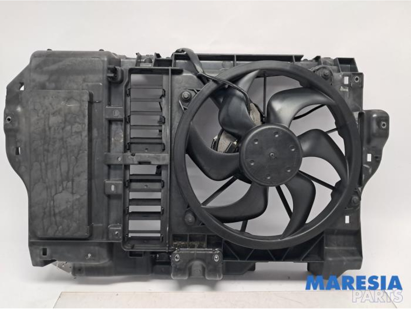 Citroen - C5 - Fan motor