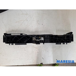 Renault - Captur - Lock plate