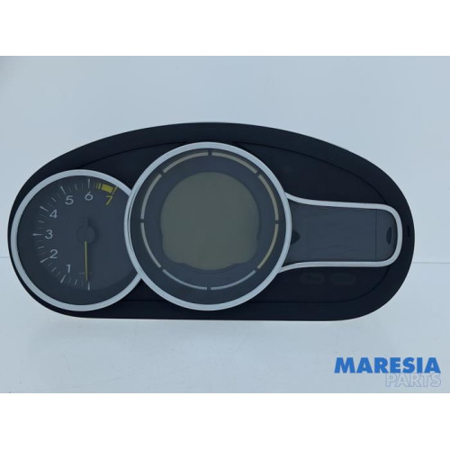 Renault - Megane - Instrumentenbrett