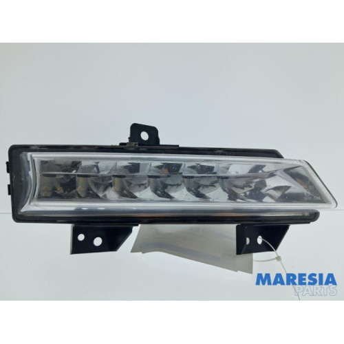 Renault - Megane - Dagrijverlichting rechts