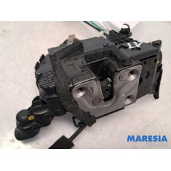 Renault - Captur - Door lock mechanism 4-door, front left