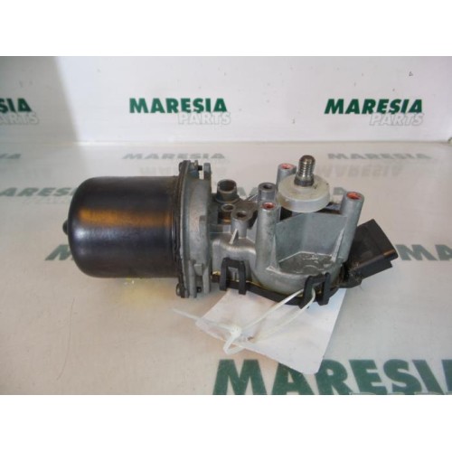 Renault - Kangoo - Front wiper motor