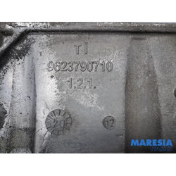 Peugeot - 307 - Gearbox casing