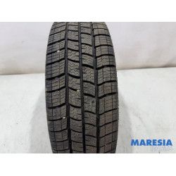 Opel - Vivaro - Tyre