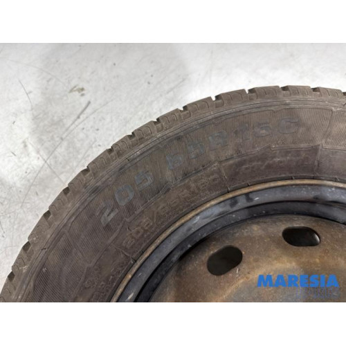 Opel - Vivaro - Spare wheel