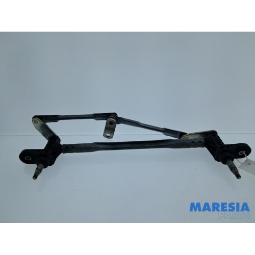 Fiat - 500 - Wiper mechanism