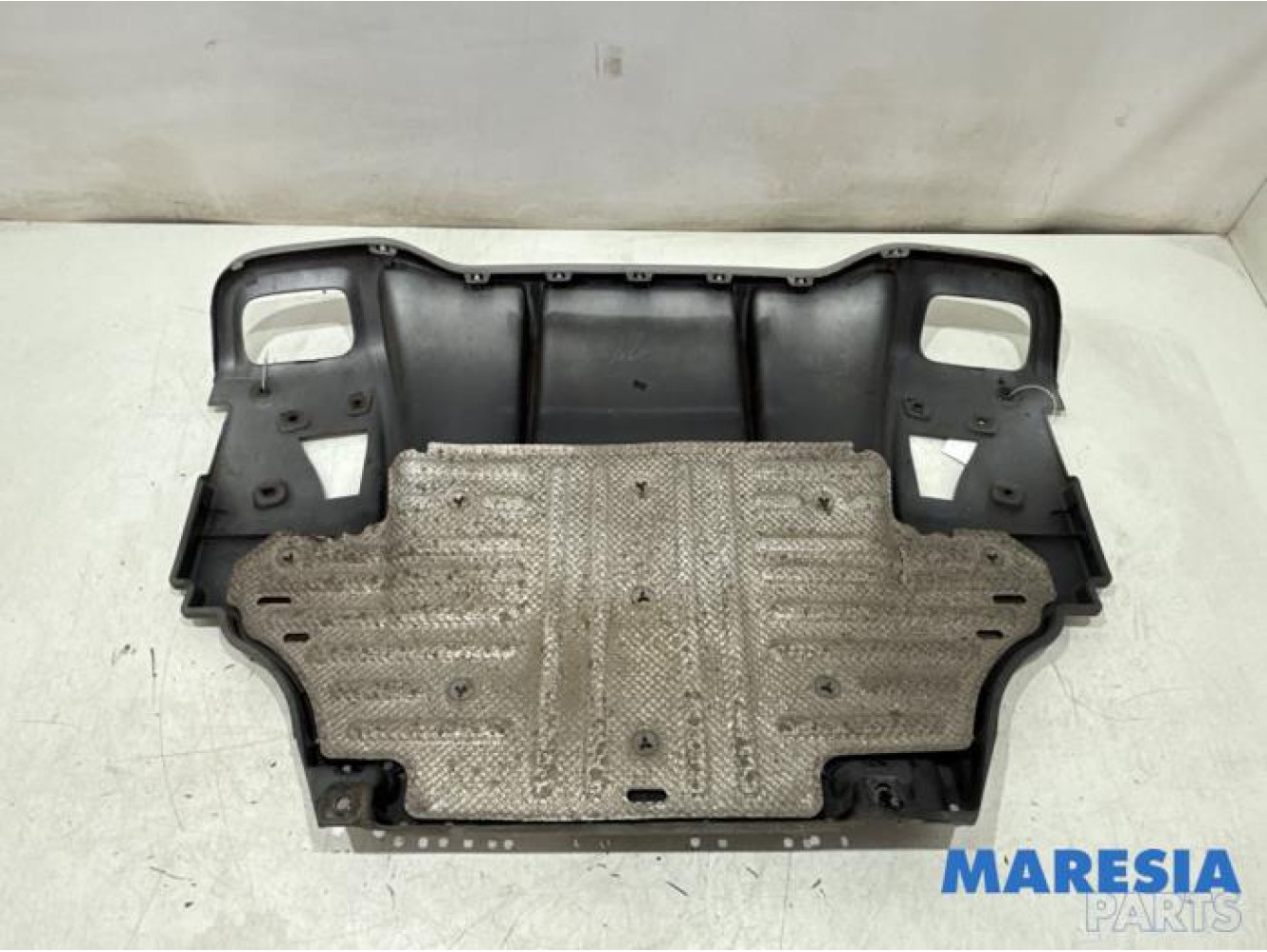 Renault - Clio - Diffuser achterbumper
