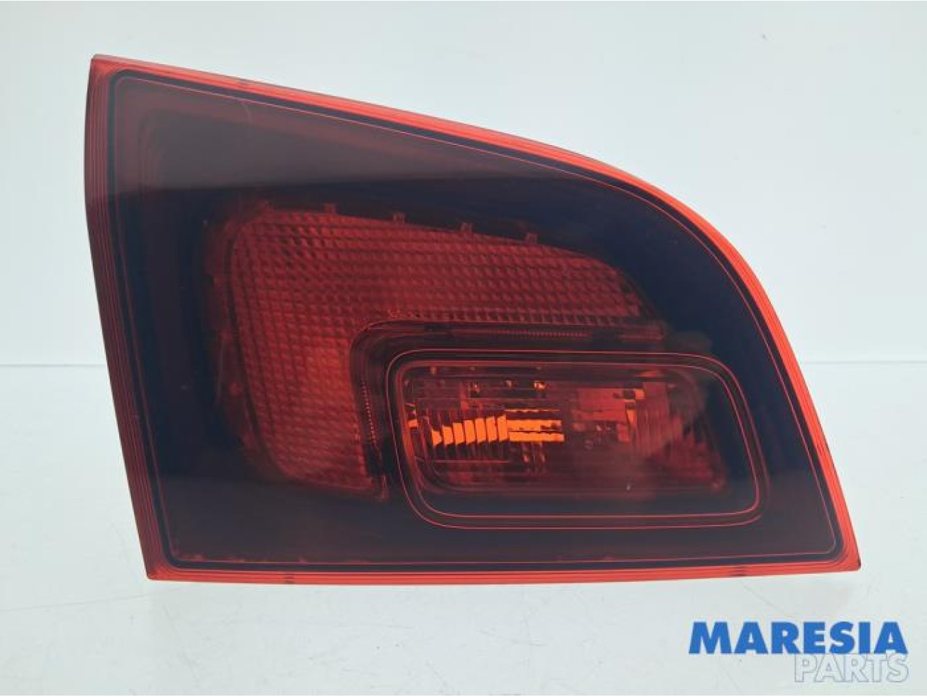 Opel - Astra - Feu arrière gauche