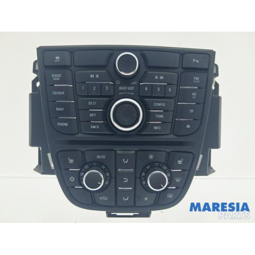 Opel - Astra - Radiobedienings paneel