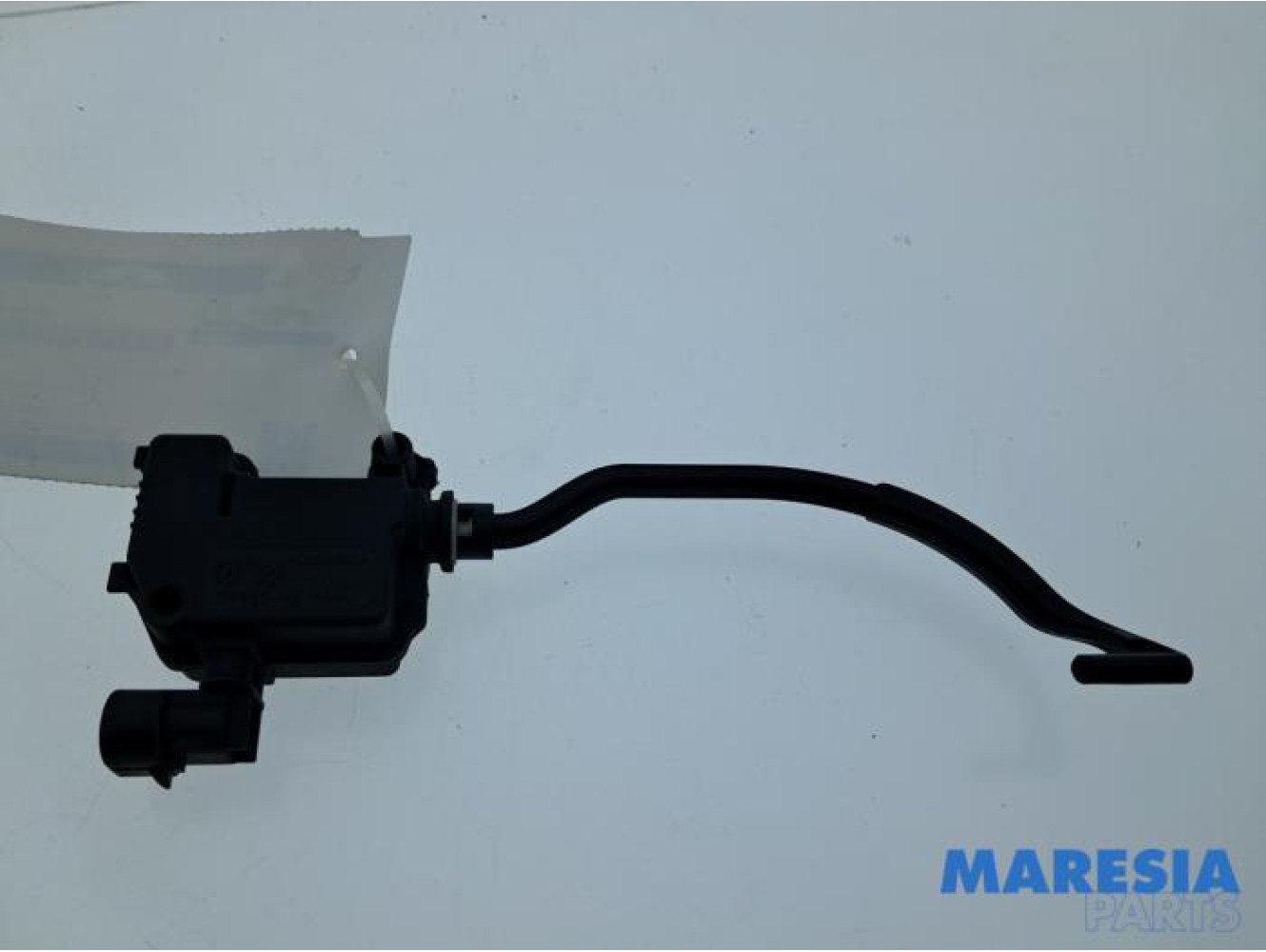 Opel - Astra - Moteur de verrouillage clapet réservoir