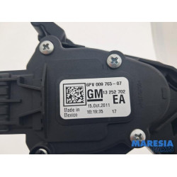 Opel - Astra - Gaspedaal