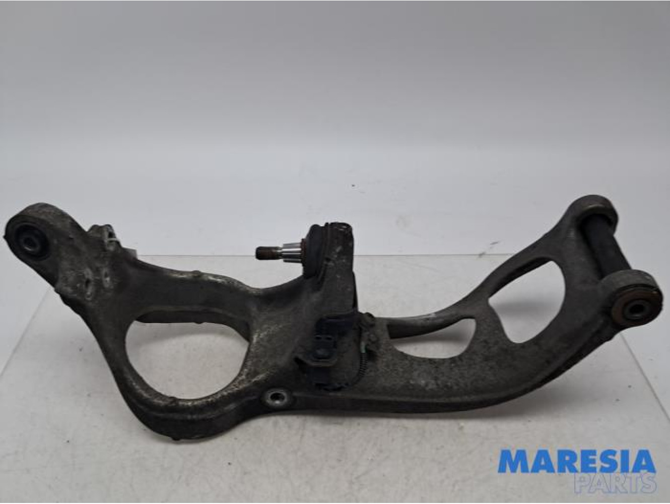Citroen - C5 - Front wishbone, right