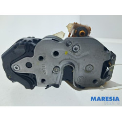 Opel - Astra - Front door lock mechanism 4-door, right