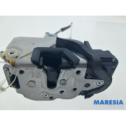 Opel - Astra - Front door lock mechanism 4-door, right