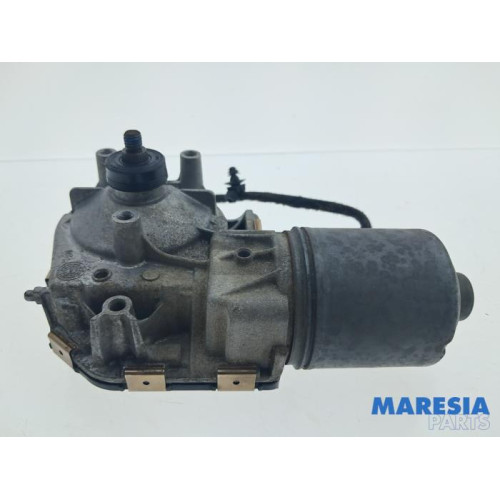 Opel - Astra - Moteur essuie-glace avant