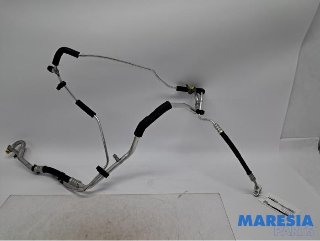 Opel - Astra - Air conditioning line